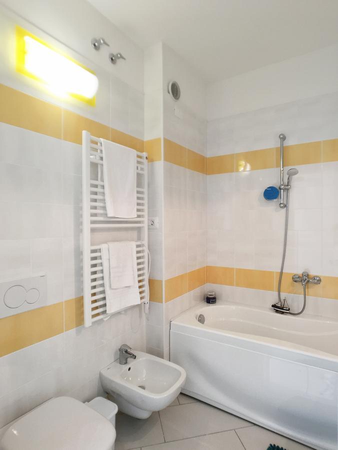 Flamingo Residence Hotel Лидо-дельи-Эстенси Экстерьер фото